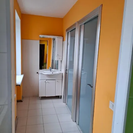 Guest House 